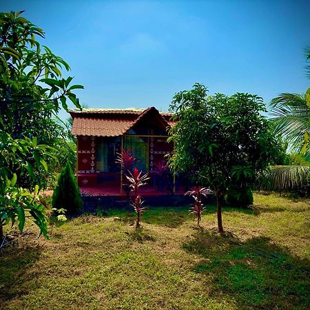 Mangohut Farmhouse Pool Villa Hyderabad Exterior foto