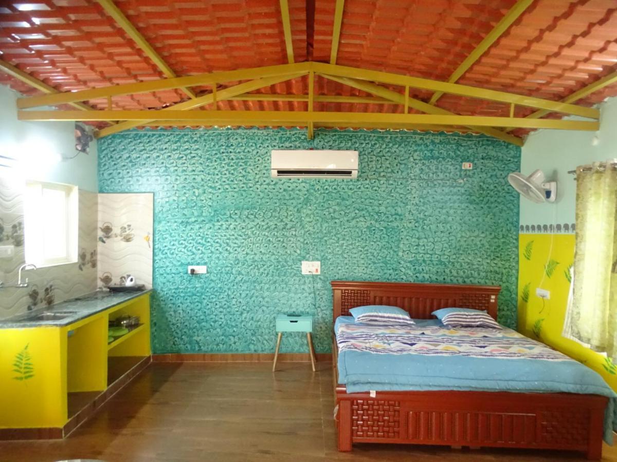 Mangohut Farmhouse Pool Villa Hyderabad Exterior foto